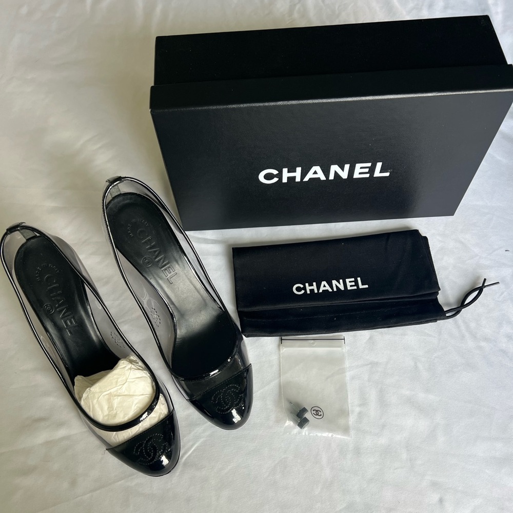 Chanel Transparent Escarpins Pumps Size 37.5